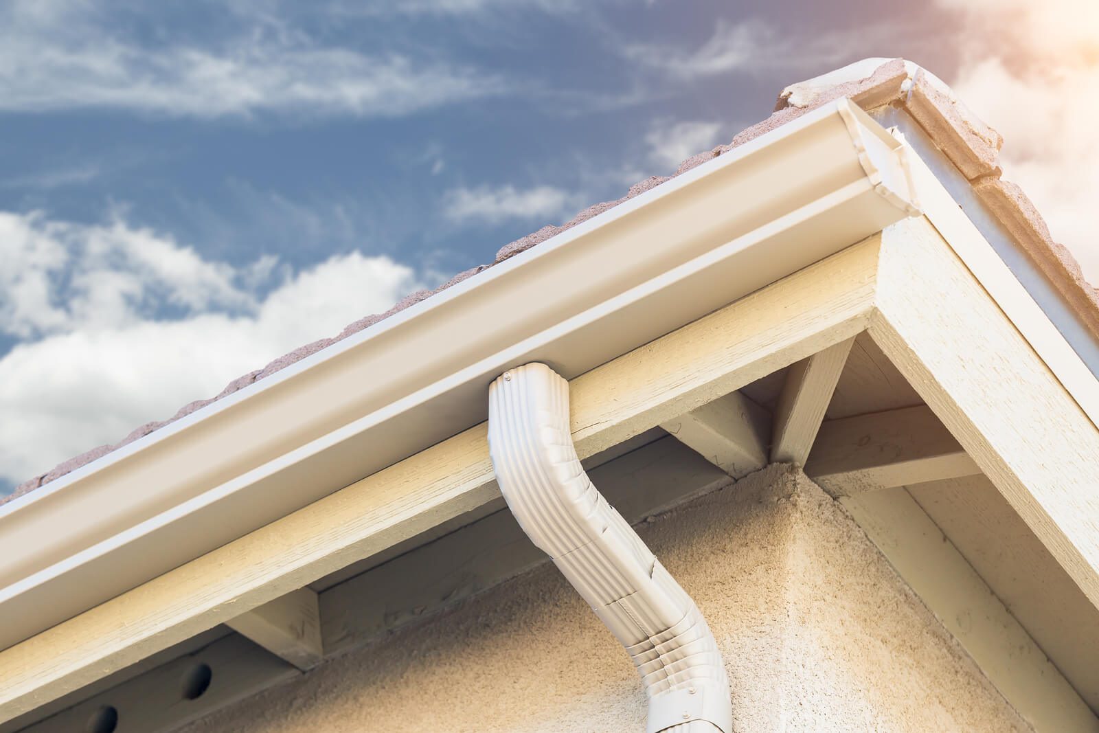 Seamless Gutters Michigan, Rain Gutters AllWeather Seal